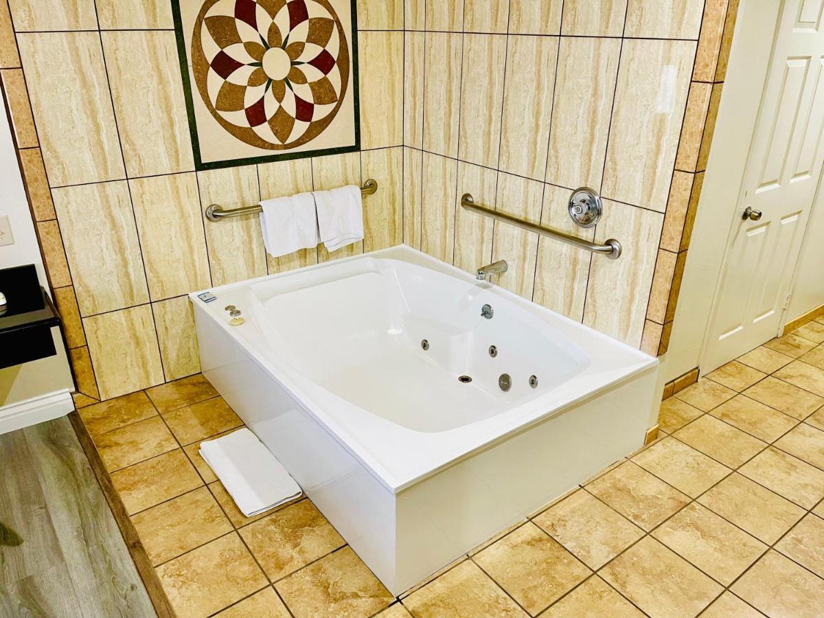 Rodeway Inn Santa Ana Dış mekan fotoğraf